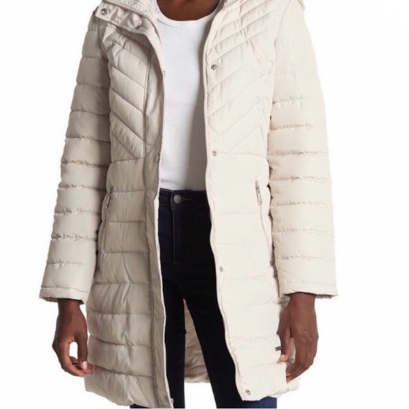Kenneth Cole Women's Light Beige Puffer Jacket - Picture 2 of 6